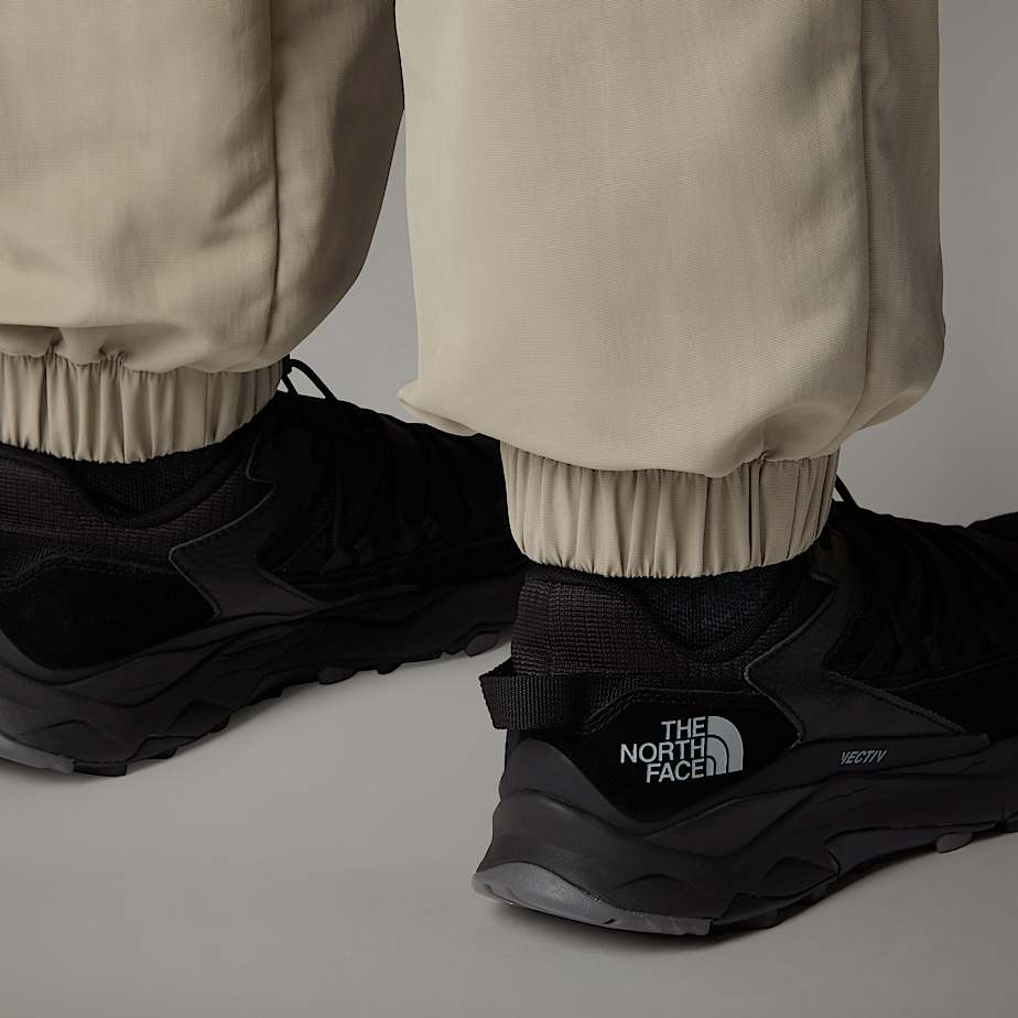 Men The North Face VECTIV™ Taraval Tech Everyday Sneakers Black | NF0A03I2R
